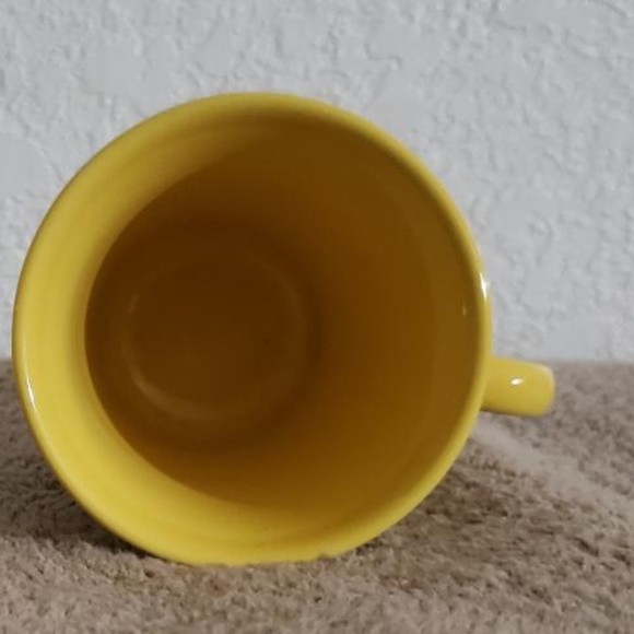 Country Yellow Mugs - Picture 6 of 8